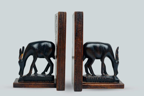 BH9A2633 Pair of Bookends