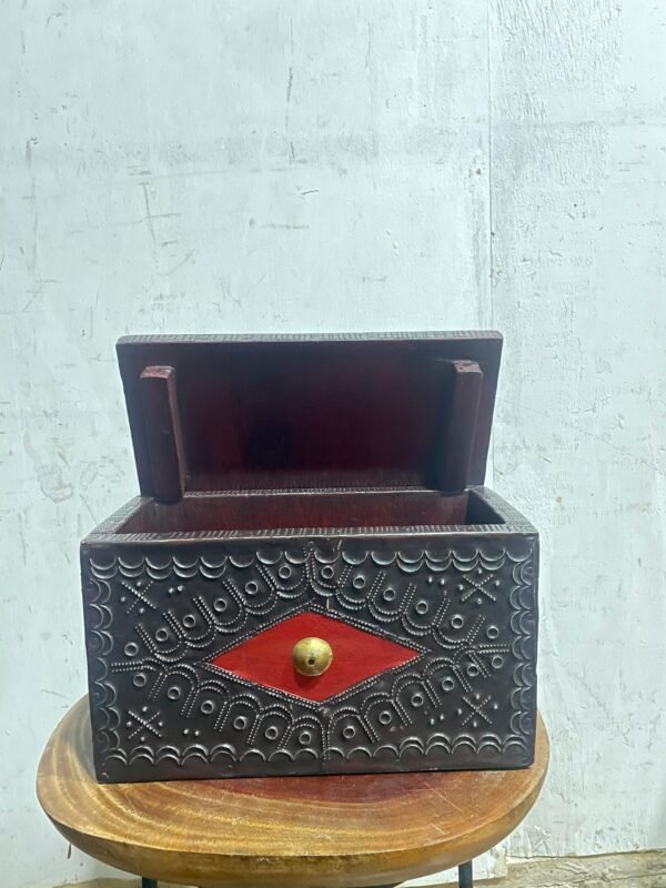 IMG-20250711-WA0027 Mini Jewelry Box – Decorative Accent Piece